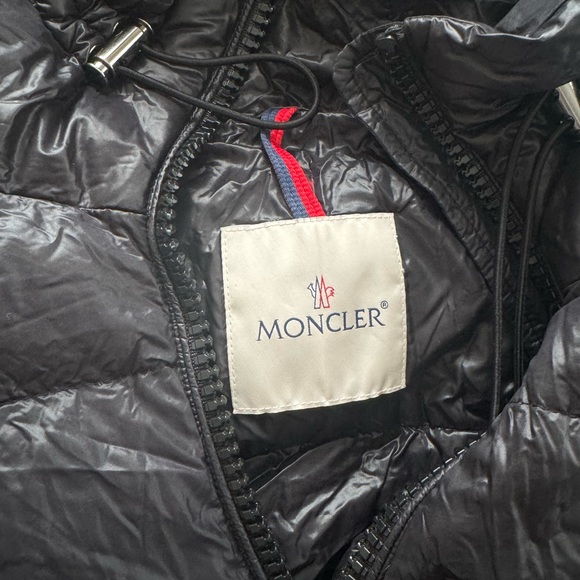 Black Moncler Giubbotto Seritte Down Jacket - Picture 5 of 5